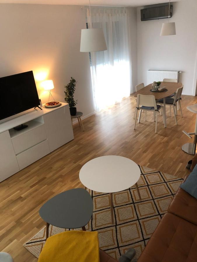 Eurorail Logistics Apartment Zágráb Kültér fotó